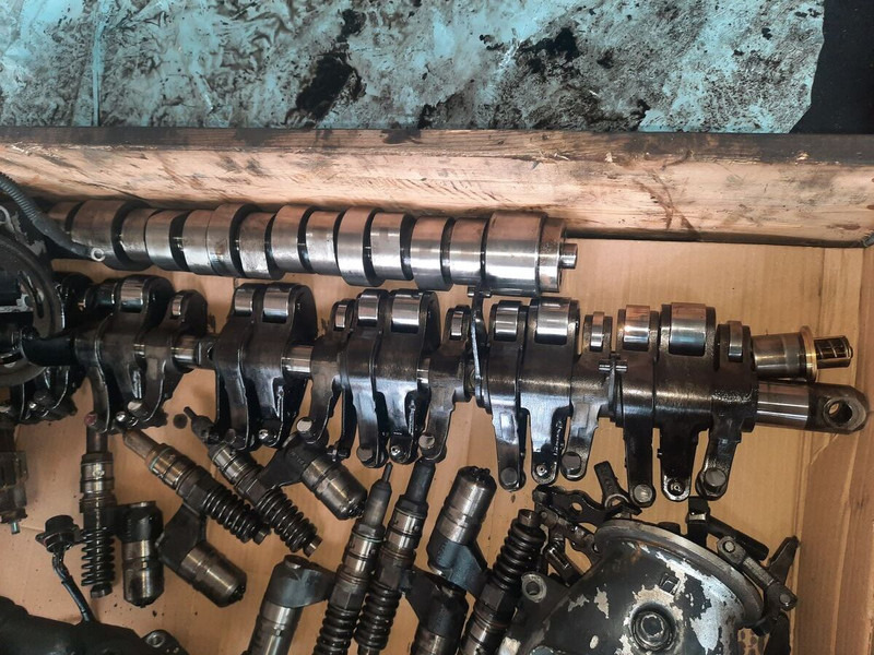 Scania 1749102./ 12E185 - Motor i dijelovi: slika Scania 1749102./ 12E185 - Motor i dijelovi Scania 1749102./ 12E185 - Motor i dijelovi: slika Scania 1749102./ 12E185 - Motor i dijelovi