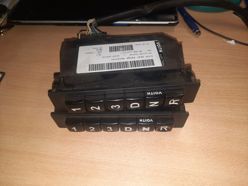 Scania Селектор переключения передач . - Upravljačka jedinica (ECU): slika Scania Селектор переключения передач . - Upravljačka jedinica (ECU) Scania Селектор переключения передач . - Upravljačka jedinica (ECU): slika Scania Селектор переключения передач . - Upravljačka jedinica (ECU)