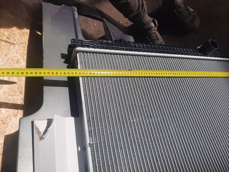 Scania man - Hladnjak: slika Scania man - Hladnjak Scania man - Hladnjak: slika Scania man - Hladnjak