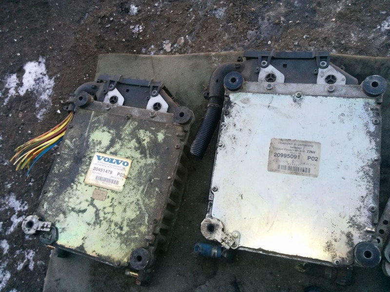 Volvo 20995091 P02. 20577136 P02 20582962 P05. - Upravljačka jedinica (ECU): slika Volvo 20995091 P02. 20577136 P02 20582962 P05. - Upravljačka jedinica (ECU) Volvo 20995091 P02. 20577136 P02 20582962 P05. - Upravljačka jedinica (ECU): slika Volvo 20995091 P02. 20577136 P02 20582962 P05. - Upravljačka jedinica (ECU)