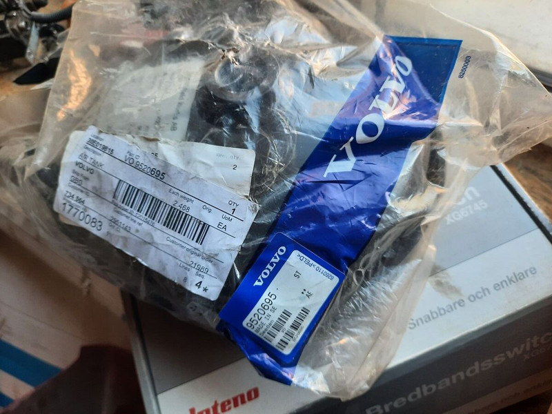 Volvo 9520695 - Hidraulika: slika Volvo 9520695 - Hidraulika Volvo 9520695 - Hidraulika: slika Volvo 9520695 - Hidraulika