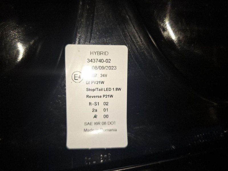 Volvo B12-9700 - Svjetla/ Rasvjeta: slika Volvo B12-9700 - Svjetla/ Rasvjeta Volvo B12-9700 - Svjetla/ Rasvjeta: slika Volvo B12-9700 - Svjetla/ Rasvjeta