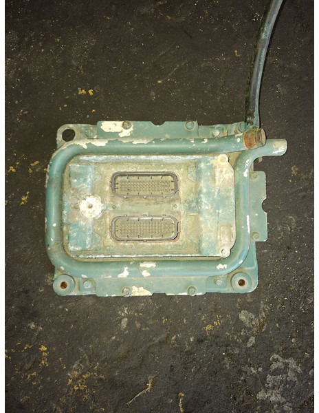 Volvo D12 D7C D9 - Upravljačka jedinica (ECU): slika Volvo D12 D7C D9 - Upravljačka jedinica (ECU) Volvo D12 D7C D9 - Upravljačka jedinica (ECU): slika Volvo D12 D7C D9 - Upravljačka jedinica (ECU)