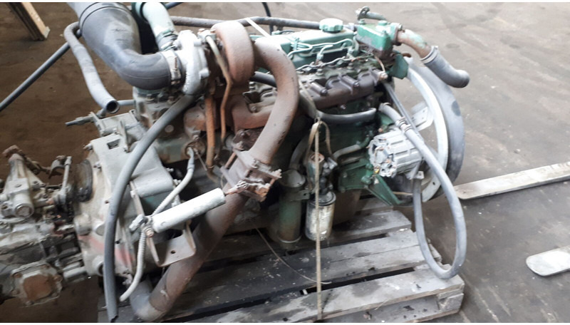 Volvo D7A- 285. D6A - Motor: slika Volvo D7A- 285. D6A - Motor Volvo D7A- 285. D6A - Motor: slika Volvo D7A- 285. D6A - Motor