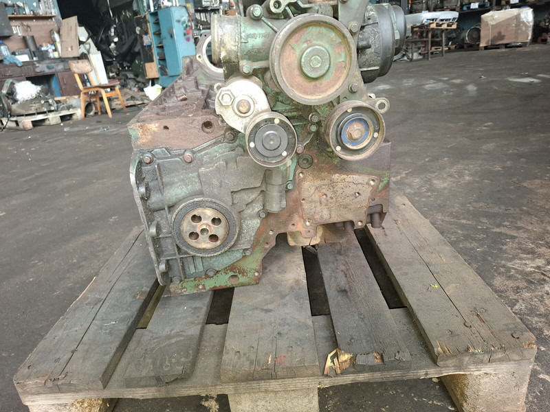 Zakup Volvo D7E Volvo D7E: slika Zakup Volvo D7E Volvo D7E Zakup Volvo D7E Volvo D7E: slika Zakup Volvo D7E Volvo D7E
