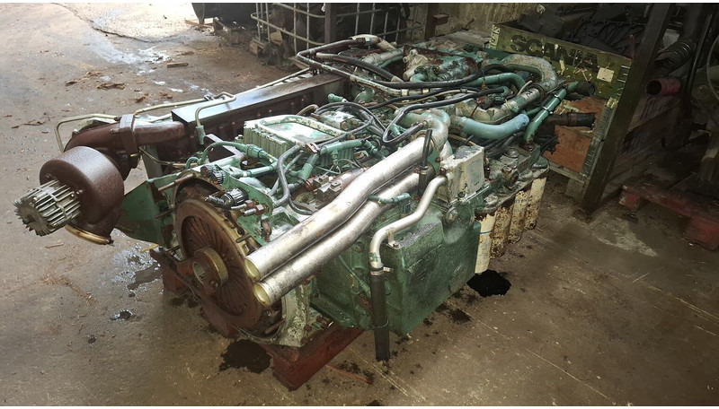 Volvo DH12D 420EC01. DH12E340EC06 . - Motor: slika Volvo DH12D 420EC01. DH12E340EC06 . - Motor Volvo DH12D 420EC01. DH12E340EC06 . - Motor: slika Volvo DH12D 420EC01. DH12E340EC06 . - Motor