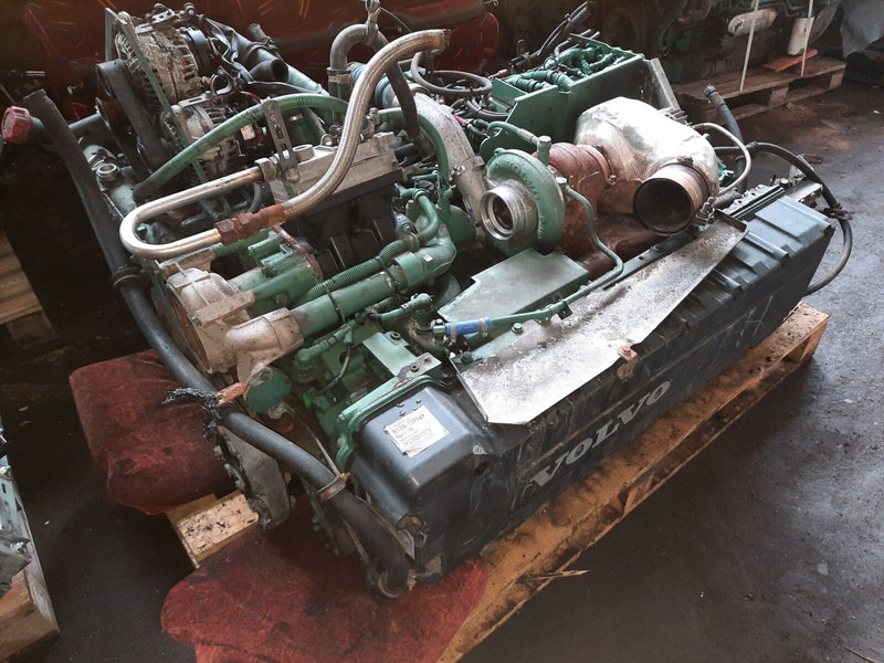 Volvo DH12D 420EC01. DH12E340EC06 . - Motor: slika Volvo DH12D 420EC01. DH12E340EC06 . - Motor Volvo DH12D 420EC01. DH12E340EC06 . - Motor: slika Volvo DH12D 420EC01. DH12E340EC06 . - Motor