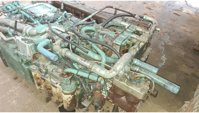 Volvo DH12D 420EC01. DH12E340EC06 . - Motor: slika Volvo DH12D 420EC01. DH12E340EC06 . - Motor Volvo DH12D 420EC01. DH12E340EC06 . - Motor: slika Volvo DH12D 420EC01. DH12E340EC06 . - Motor