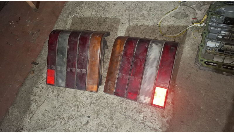 Volvo - Pokazivač smjera: slika Volvo - Pokazivač smjera Volvo - Pokazivač smjera: slika Volvo - Pokazivač smjera