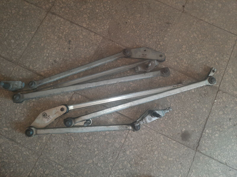 Volvo - Brisač: slika Volvo - Brisač Volvo - Brisač: slika Volvo - Brisač