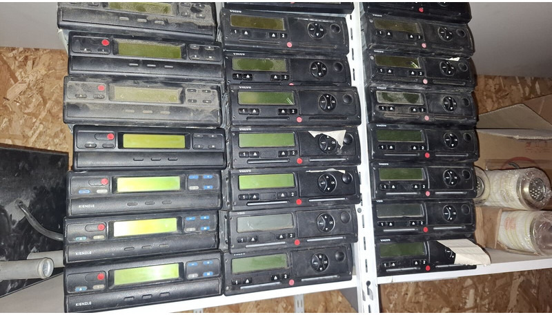 Volvo Video system x-dmr 8 R8 Compact RJ45 - Električni sustav: slika Volvo Video system x-dmr 8 R8 Compact RJ45 - Električni sustav Volvo Video system x-dmr 8 R8 Compact RJ45 - Električni sustav: slika Volvo Video system x-dmr 8 R8 Compact RJ45 - Električni sustav