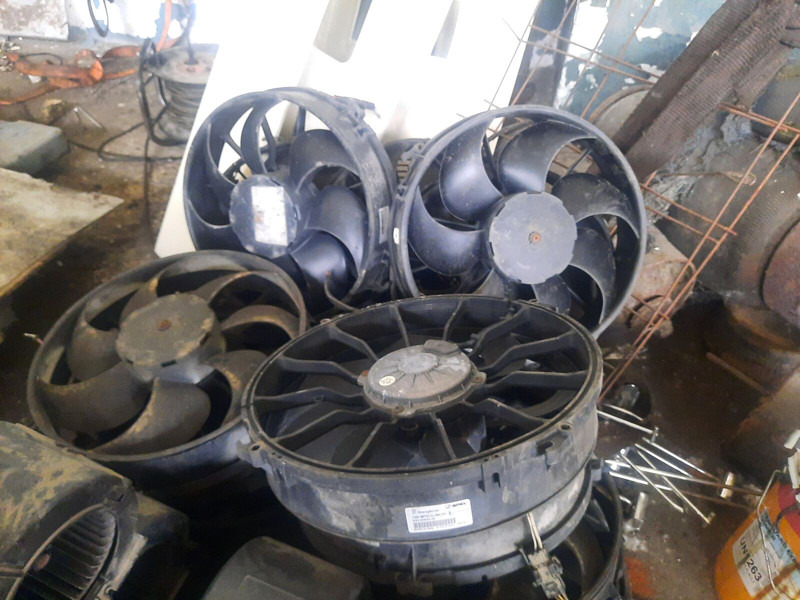 Volvo масляный мотор вентилятора SAUER DANFOSS C19.2L00888\174 - Ventilator: slika Volvo масляный мотор вентилятора SAUER DANFOSS C19.2L00888\174 - Ventilator Volvo масляный мотор вентилятора SAUER DANFOSS C19.2L00888\174 - Ventilator: slika Volvo масляный мотор вентилятора SAUER DANFOSS C19.2L00888\174 - Ventilator