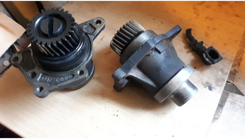 Volvo привода шкивов ремней и топливного насоса - Koljenasto vratilo: slika Volvo привода шкивов ремней и топливного насоса - Koljenasto vratilo Volvo привода шкивов ремней и топливного насоса - Koljenasto vratilo: slika Volvo привода шкивов ремней и топливного насоса - Koljenasto vratilo