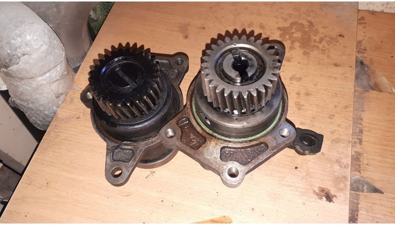 Volvo привода шкивов ремней и топливного насоса - Koljenasto vratilo: slika Volvo привода шкивов ремней и топливного насоса - Koljenasto vratilo Volvo привода шкивов ремней и топливного насоса - Koljenasto vratilo: slika Volvo привода шкивов ремней и топливного насоса - Koljenasto vratilo