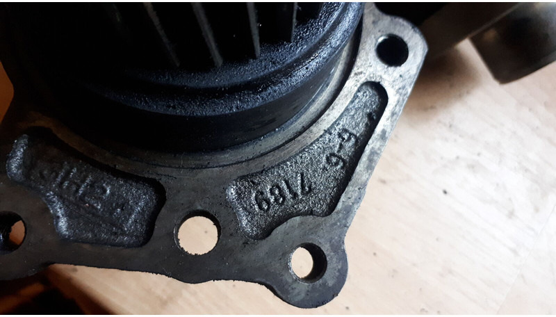 Volvo привода шкивов ремней и топливного насоса - Koljenasto vratilo: slika Volvo привода шкивов ремней и топливного насоса - Koljenasto vratilo Volvo привода шкивов ремней и топливного насоса - Koljenasto vratilo: slika Volvo привода шкивов ремней и топливного насоса - Koljenasto vratilo