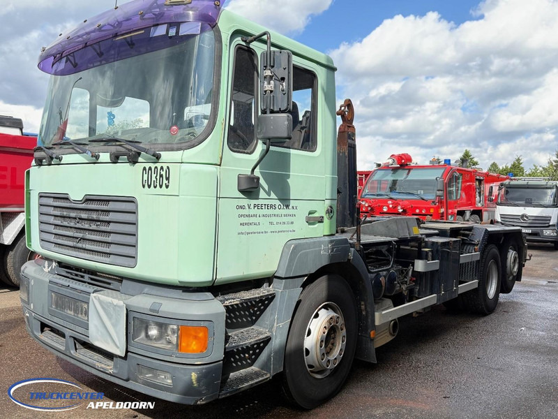 MAN 26.403 6x2 Stuuras, ADR - Kamion s kukastom dizalicom: slika MAN 26.403 6x2 Stuuras, ADR - Kamion s kukastom dizalicom MAN 26.403 6x2 Stuuras, ADR - Kamion s kukastom dizalicom: slika MAN 26.403 6x2 Stuuras, ADR - Kamion s kukastom dizalicom