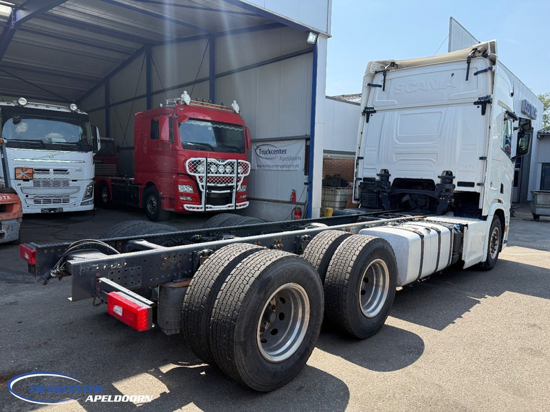 Scania R650 V8 NGS 6x4, Standclima, Retarder, PTO - Kamion-šasija: slika Scania R650 V8 NGS 6x4, Standclima, Retarder, PTO - Kamion-šasija Scania R650 V8 NGS 6x4, Standclima, Retarder, PTO - Kamion-šasija: slika Scania R650 V8 NGS 6x4, Standclima, Retarder, PTO - Kamion-šasija