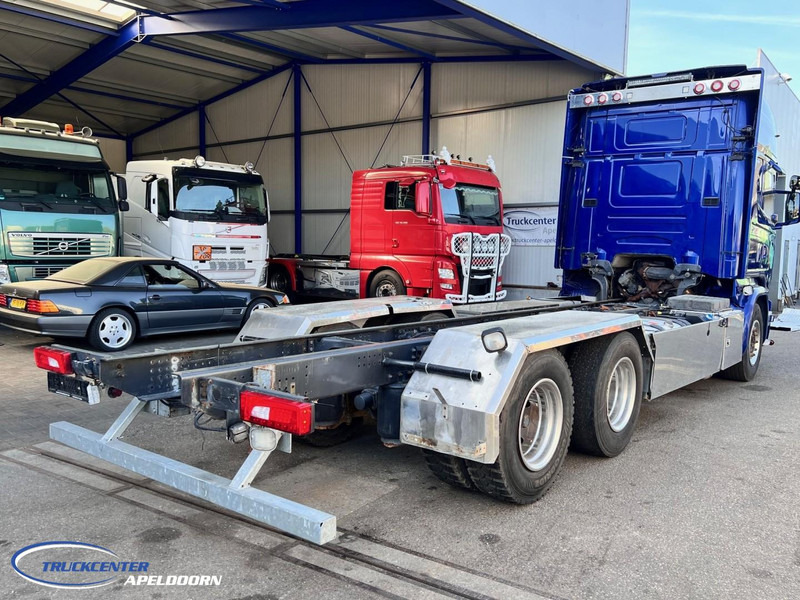 Scania R730 V8 6x4, Retarder, Clutch, PTO - Kamion-šasija: slika Scania R730 V8 6x4, Retarder, Clutch, PTO - Kamion-šasija Scania R730 V8 6x4, Retarder, Clutch, PTO - Kamion-šasija: slika Scania R730 V8 6x4, Retarder, Clutch, PTO - Kamion-šasija