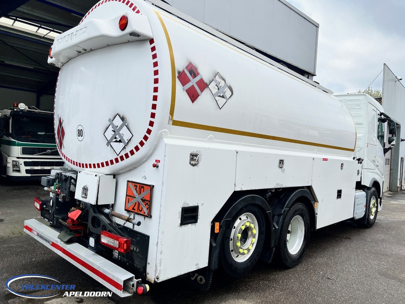 Volvo FH 500 22150 Liter ADR, 4 Comp, Retarder, ADR - Kamion cisterna: slika Volvo FH 500 22150 Liter ADR, 4 Comp, Retarder, ADR - Kamion cisterna Volvo FH 500 22150 Liter ADR, 4 Comp, Retarder, ADR - Kamion cisterna: slika Volvo FH 500 22150 Liter ADR, 4 Comp, Retarder, ADR - Kamion cisterna