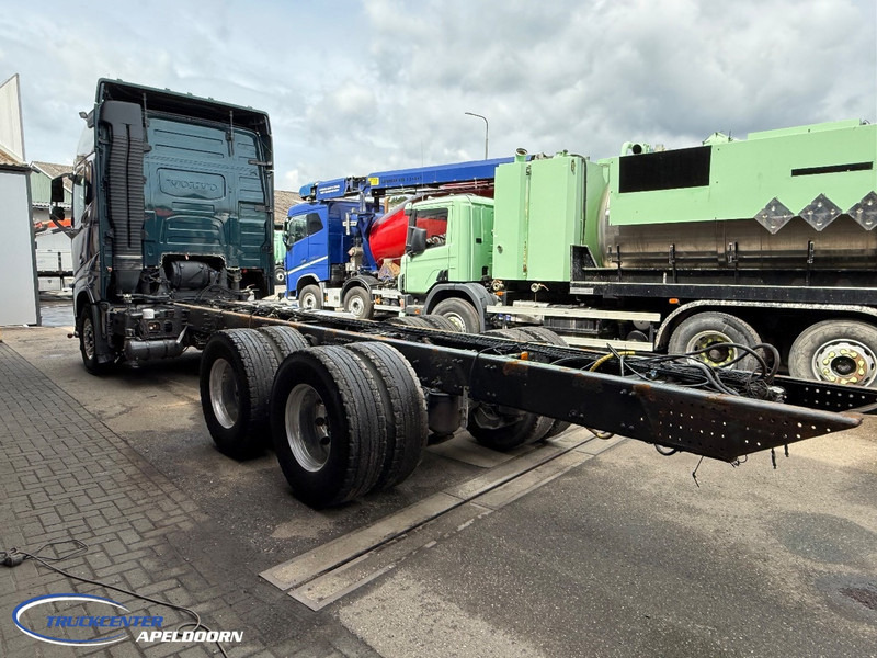Volvo FH 750 6x4, Steel - Air, Globetrotter XL - Kamion-šasija: slika Volvo FH 750 6x4, Steel - Air, Globetrotter XL - Kamion-šasija Volvo FH 750 6x4, Steel - Air, Globetrotter XL - Kamion-šasija: slika Volvo FH 750 6x4, Steel - Air, Globetrotter XL - Kamion-šasija