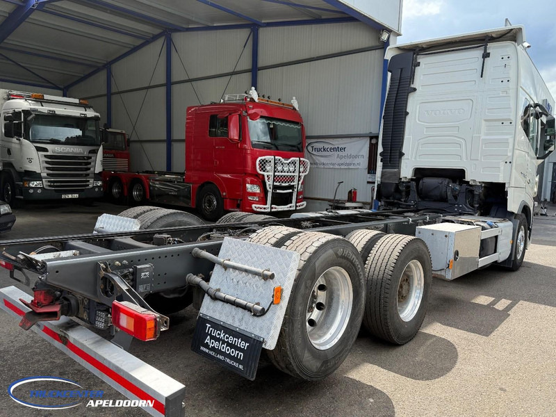 Volvo FH 750 Globetrotter XL, Retarder, 460 WB, Naafreductie, PTO - Kamion-šasija: slika Volvo FH 750 Globetrotter XL, Retarder, 460 WB, Naafreductie, PTO - Kamion-šasija Volvo FH 750 Globetrotter XL, Retarder, 460 WB, Naafreductie, PTO - Kamion-šasija: slika Volvo FH 750 Globetrotter XL, Retarder, 460 WB, Naafreductie, PTO - Kamion-šasija