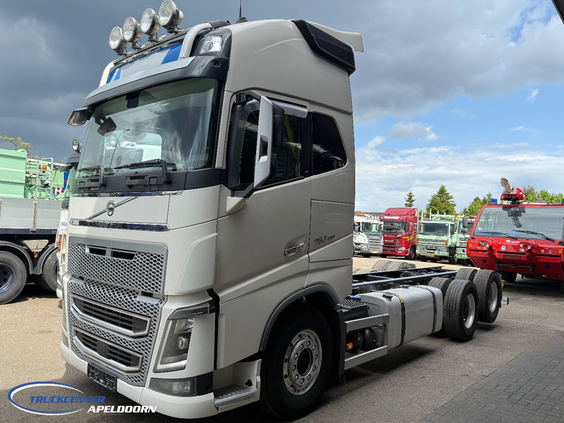 Volvo FH 750 Globetrotter XL, Retarder, 460 WB, Reduction axle, Pto - Kamion-šasija: slika Volvo FH 750 Globetrotter XL, Retarder, 460 WB, Reduction axle, Pto - Kamion-šasija Volvo FH 750 Globetrotter XL, Retarder, 460 WB, Reduction axle, Pto - Kamion-šasija: slika Volvo FH 750 Globetrotter XL, Retarder, 460 WB, Reduction axle, Pto - Kamion-šasija