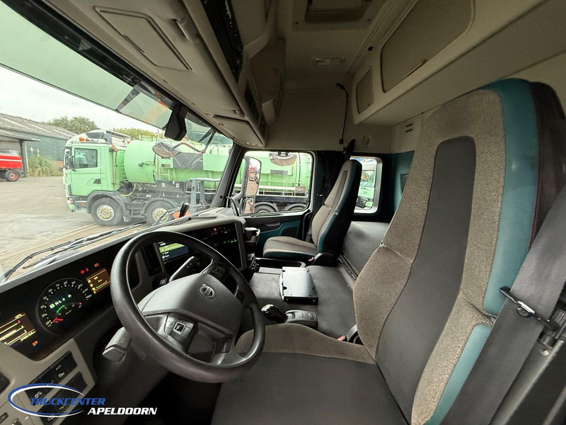 Volvo FM 410 379000 km, 6x2, Globetrotter - Kamion-šasija: slika Volvo FM 410 379000 km, 6x2, Globetrotter - Kamion-šasija Volvo FM 410 379000 km, 6x2, Globetrotter - Kamion-šasija: slika Volvo FM 410 379000 km, 6x2, Globetrotter - Kamion-šasija