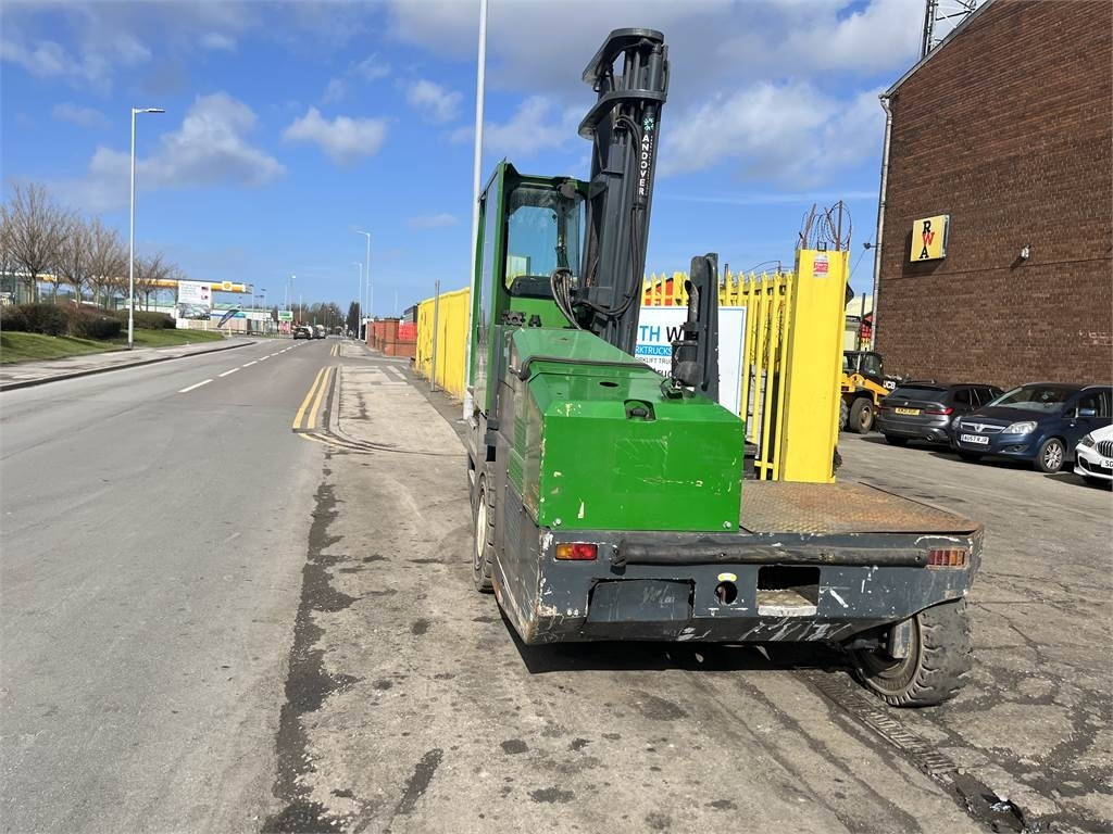 Combilift C5000SL - Bočni utovarivač: slika Combilift C5000SL - Bočni utovarivač Combilift C5000SL - Bočni utovarivač: slika Combilift C5000SL - Bočni utovarivač