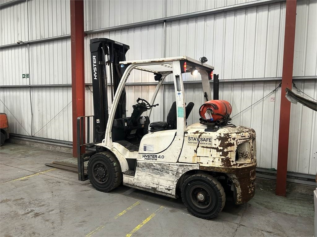 Hyster H4.0FTS - Plinski viličar: slika Hyster H4.0FTS - Plinski viličar Hyster H4.0FTS - Plinski viličar: slika Hyster H4.0FTS - Plinski viličar