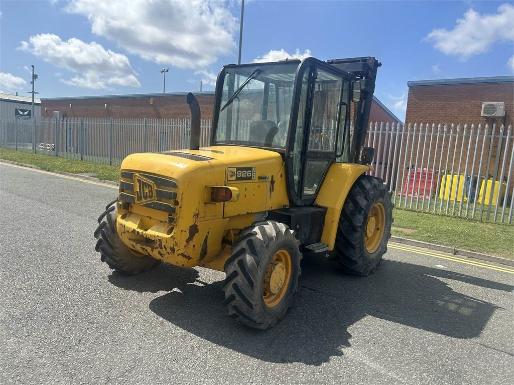 JCB 926 4x4 - Viličar za teške terene: slika JCB 926 4x4 - Viličar za teške terene JCB 926 4x4 - Viličar za teške terene: slika JCB 926 4x4 - Viličar za teške terene