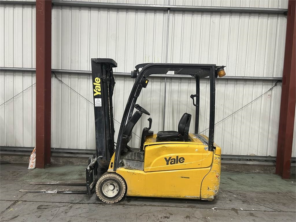 Yale ERP18VT - Električni viličar: slika Yale ERP18VT - Električni viličar Yale ERP18VT - Električni viličar: slika Yale ERP18VT - Električni viličar