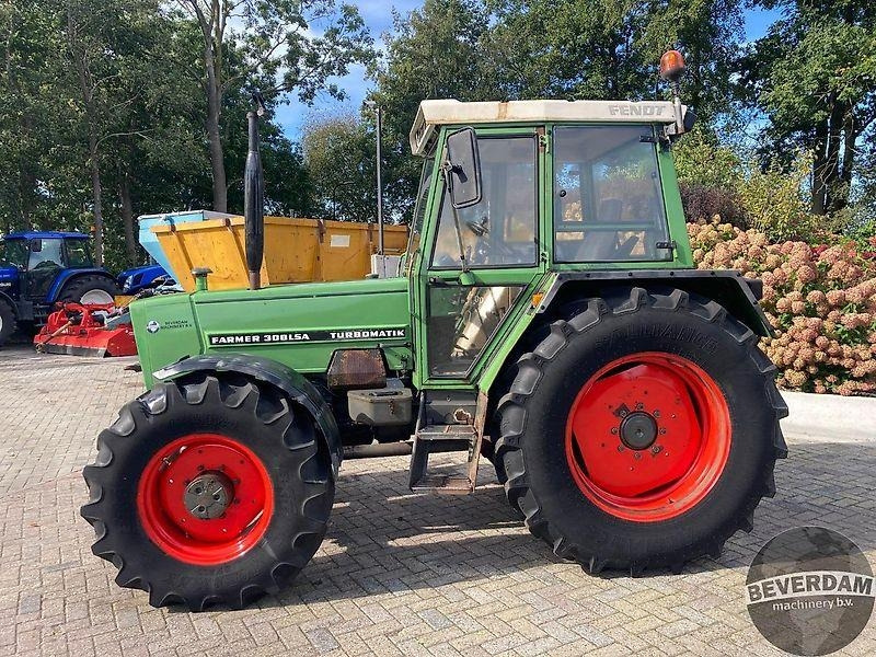 Fendt 308LSA Turbomatik - Traktor: slika Fendt 308LSA Turbomatik - Traktor Fendt 308LSA Turbomatik - Traktor: slika Fendt 308LSA Turbomatik - Traktor