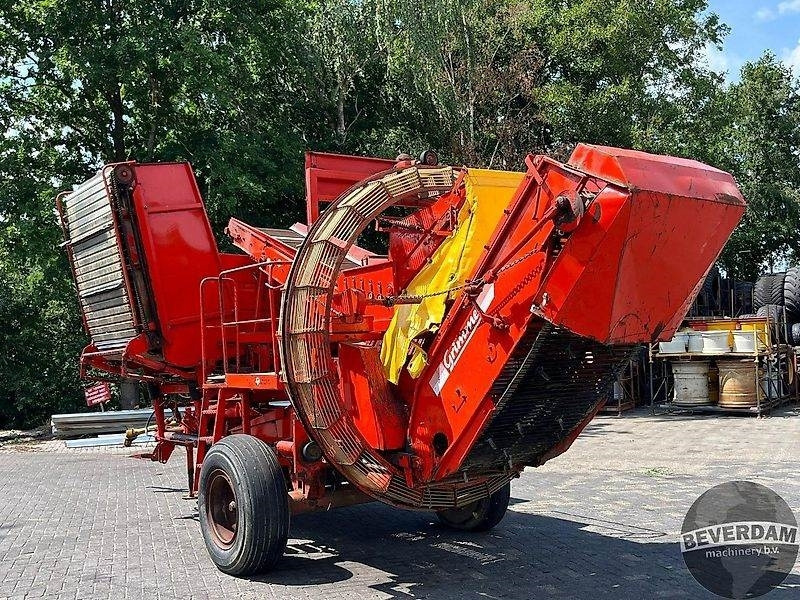 Grimme HL 750 - Kombajn za krumpir: slika Grimme HL 750 - Kombajn za krumpir Grimme HL 750 - Kombajn za krumpir: slika Grimme HL 750 - Kombajn za krumpir