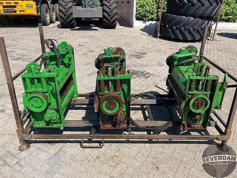 John Deere Korrelkneuzers - Priključak za kombajn: slika John Deere Korrelkneuzers - Priključak za kombajn John Deere Korrelkneuzers - Priključak za kombajn: slika John Deere Korrelkneuzers - Priključak za kombajn