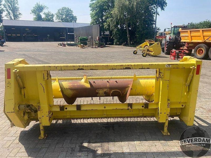 John Deere Pick-up 630 - Priključak za kombajn: slika John Deere Pick-up 630 - Priključak za kombajn John Deere Pick-up 630 - Priključak za kombajn: slika John Deere Pick-up 630 - Priključak za kombajn