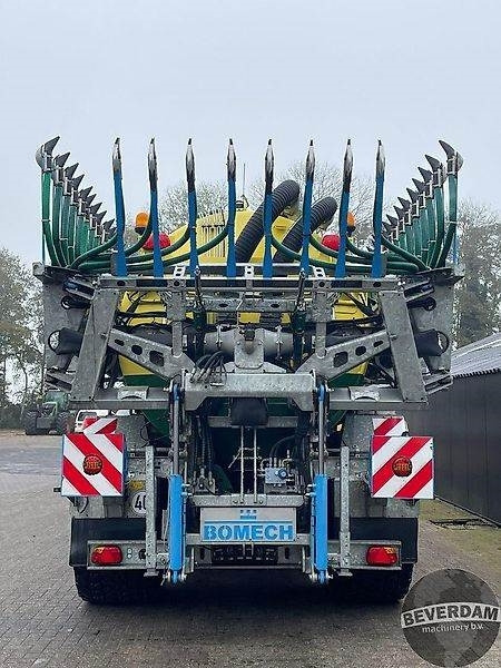 Cisterna za gnojnicu Kotte Garant RTLX 32000 Claas Xerion 4000: slika Cisterna za gnojnicu Kotte Garant RTLX 32000 Claas Xerion 4000 Cisterna za gnojnicu Kotte Garant RTLX 32000 Claas Xerion 4000: slika Cisterna za gnojnicu Kotte Garant RTLX 32000 Claas Xerion 4000