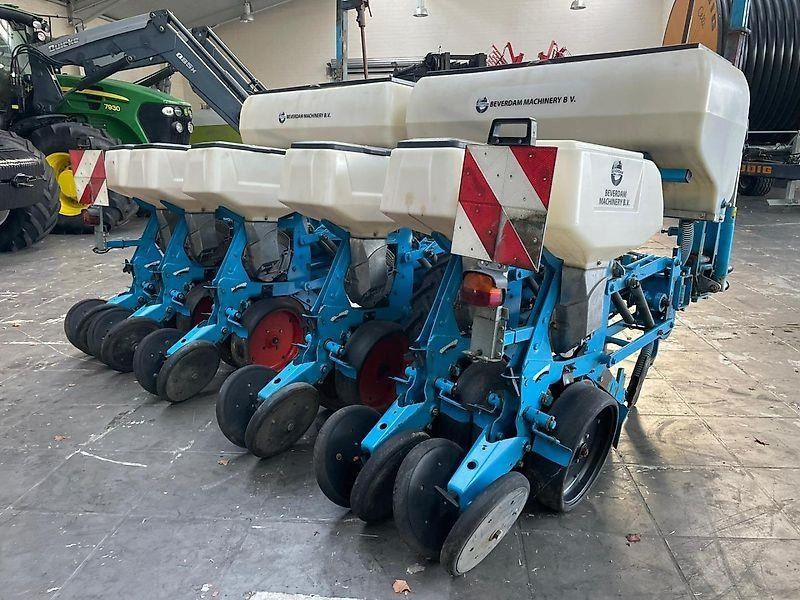 Monosem NG 6 plus - Sijačica: slika Monosem NG 6 plus - Sijačica Monosem NG 6 plus - Sijačica: slika Monosem NG 6 plus - Sijačica