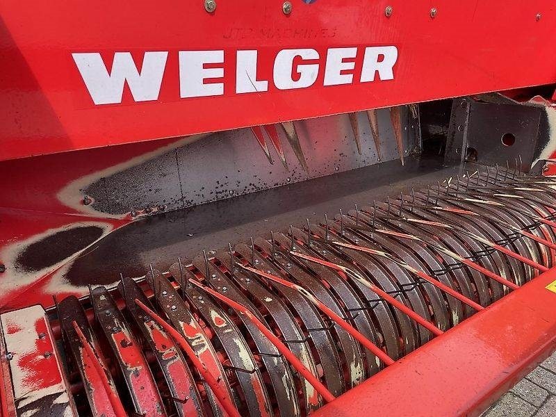 Welger AP 830 - Kvadratna balirka: slika Welger AP 830 - Kvadratna balirka Welger AP 830 - Kvadratna balirka: slika Welger AP 830 - Kvadratna balirka