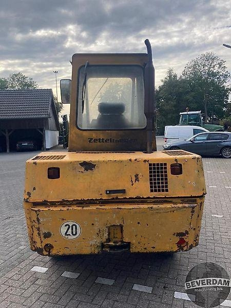 Zettelmeyer ZL601B - Utovarivač na kotačima: slika Zettelmeyer ZL601B - Utovarivač na kotačima Zettelmeyer ZL601B - Utovarivač na kotačima: slika Zettelmeyer ZL601B - Utovarivač na kotačima