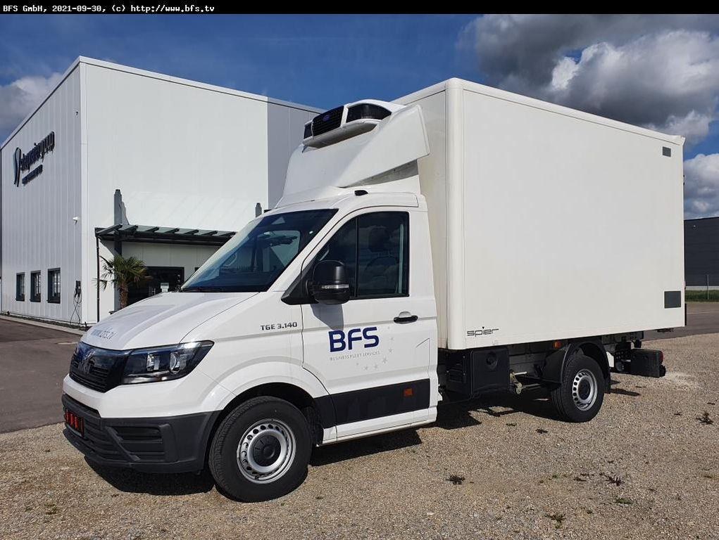 MAN TGE 3.140 4x2 F SB Bi-Temp Kühlkoffer, Carrier P MAN TGE 3.140 4x2 F SB Bi-Temp Kühlkoffer, Carrier P - Dostavno vozilo hladnjača: slika MAN TGE 3.140 4x2 F SB Bi-Temp Kühlkoffer, Carrier P MAN TGE 3.140 4x2 F SB Bi-Temp Kühlkoffer, Carrier P - Dostavno vozilo hladnjača MAN TGE 3.140 4x2 F SB Bi-Temp Kühlkoffer, Carrier P MAN TGE 3.140 4x2 F SB Bi-Temp Kühlkoffer, Carrier P - Dostavno vozilo hladnjača: slika MAN TGE 3.140 4x2 F SB Bi-Temp Kühlkoffer, Carrier P MAN TGE 3.140 4x2 F SB Bi-Temp Kühlkoffer, Carrier P - Dostavno vozilo hladnjača