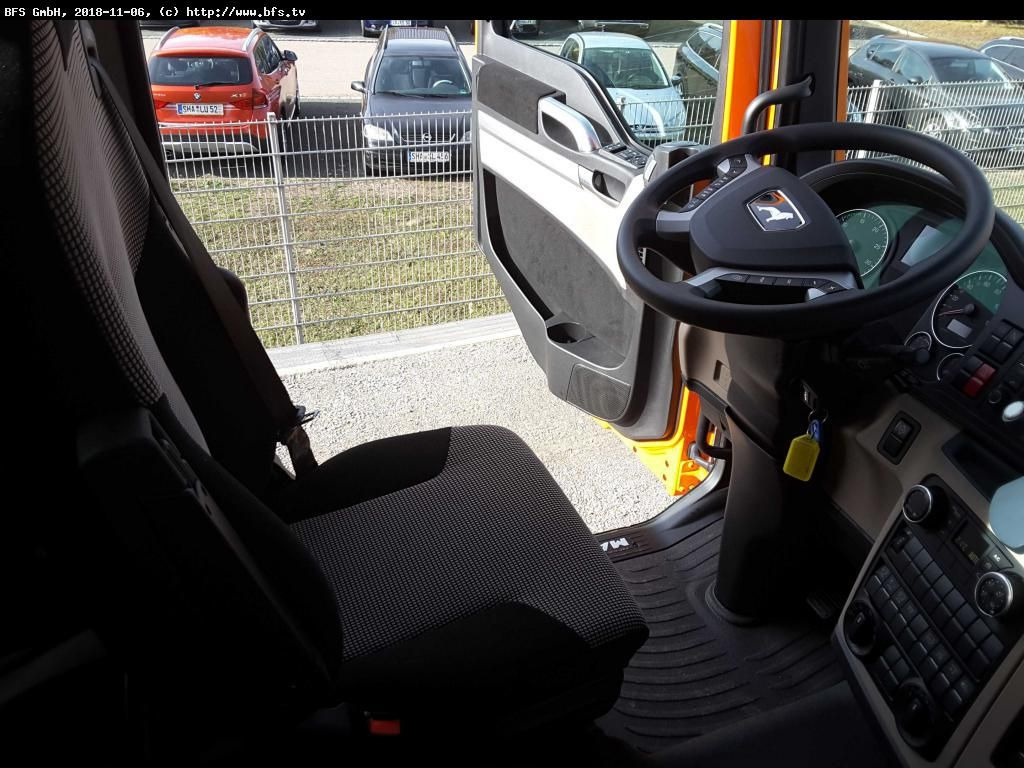 MAN TGS 28.500 6x4-4 BL 3-Seiten-Kipper, Bordmatik l - Kiper: slika MAN TGS 28.500 6x4-4 BL 3-Seiten-Kipper, Bordmatik l - Kiper MAN TGS 28.500 6x4-4 BL 3-Seiten-Kipper, Bordmatik l - Kiper: slika MAN TGS 28.500 6x4-4 BL 3-Seiten-Kipper, Bordmatik l - Kiper