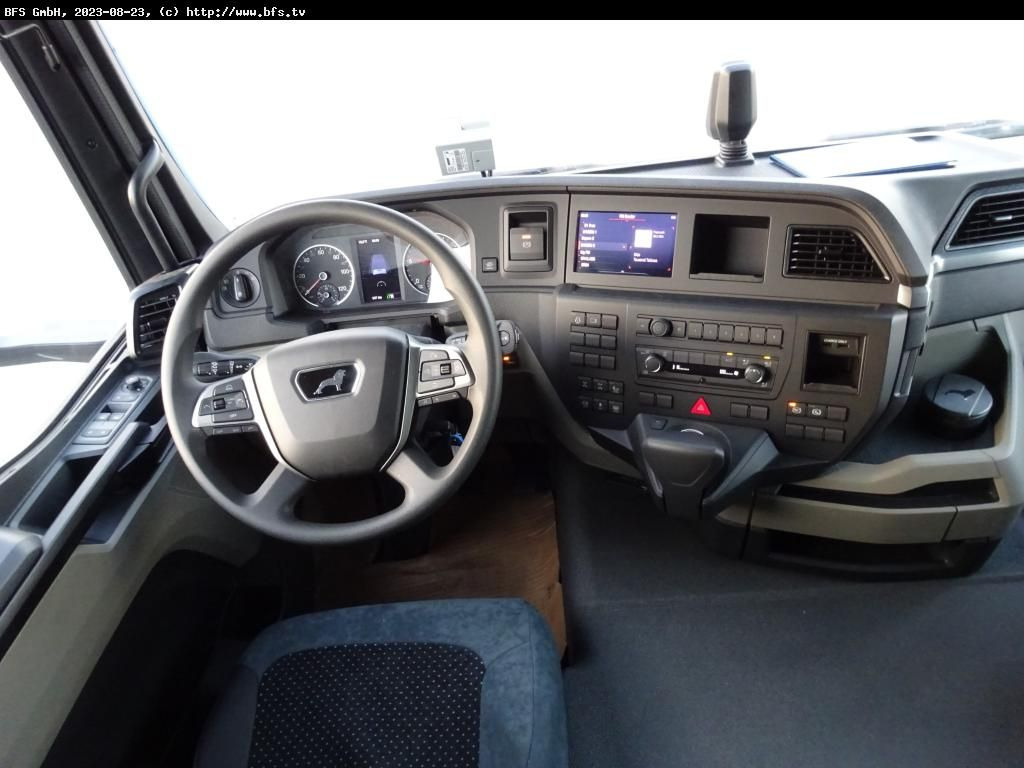 MAN TGS (TG3) 35.520 8x4 BB CH Bordmatik links, 3-Se - Kiper: slika MAN TGS (TG3) 35.520 8x4 BB CH Bordmatik links, 3-Se - Kiper MAN TGS (TG3) 35.520 8x4 BB CH Bordmatik links, 3-Se - Kiper: slika MAN TGS (TG3) 35.520 8x4 BB CH Bordmatik links, 3-Se - Kiper