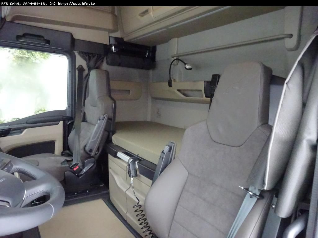 MAN TGX (TG3) 18.640 4x2 LL SA D38, Spiegellos MAN TGX (TG3) 18.640 4x2 LL SA D38, Spiegellos - Tegljač: slika MAN TGX (TG3) 18.640 4x2 LL SA D38, Spiegellos MAN TGX (TG3) 18.640 4x2 LL SA D38, Spiegellos - Tegljač MAN TGX (TG3) 18.640 4x2 LL SA D38, Spiegellos MAN TGX (TG3) 18.640 4x2 LL SA D38, Spiegellos - Tegljač: slika MAN TGX (TG3) 18.640 4x2 LL SA D38, Spiegellos MAN TGX (TG3) 18.640 4x2 LL SA D38, Spiegellos - Tegljač