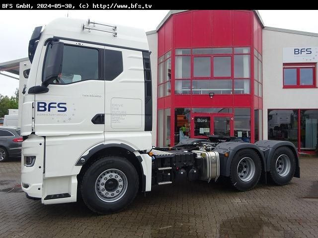 MAN TGX (TG3) 33.520 6x4 BL SA Kipphydraulik 6x4, 70 - Tegljač: slika MAN TGX (TG3) 33.520 6x4 BL SA Kipphydraulik 6x4, 70 - Tegljač MAN TGX (TG3) 33.520 6x4 BL SA Kipphydraulik 6x4, 70 - Tegljač: slika MAN TGX (TG3) 33.520 6x4 BL SA Kipphydraulik 6x4, 70 - Tegljač