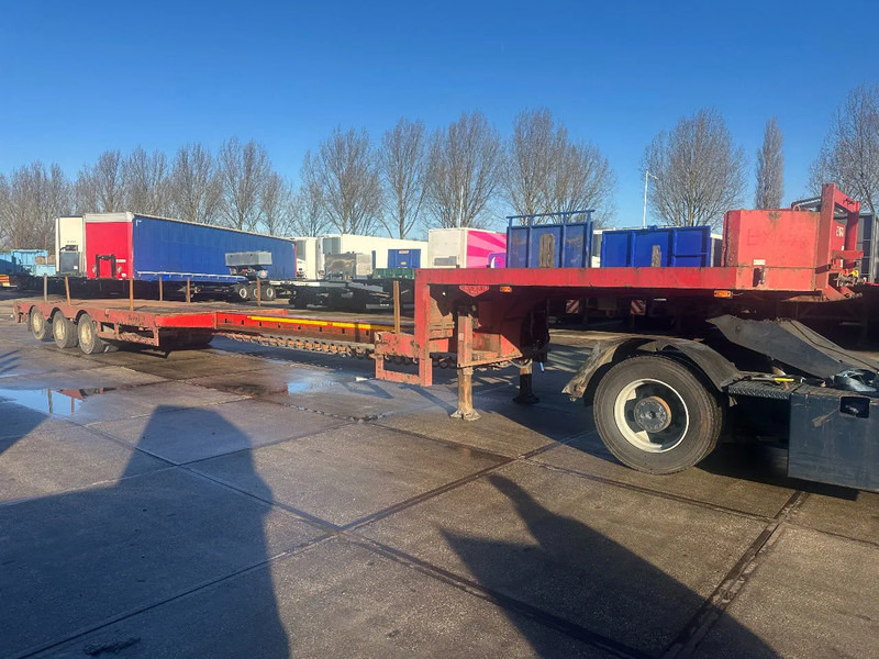 Broshuis 2 AXLE, EXTENDABLE 5 METER - Poluprikolica s niskim utovarivačem: slika Broshuis 2 AXLE, EXTENDABLE 5 METER - Poluprikolica s niskim utovarivačem Broshuis 2 AXLE, EXTENDABLE 5 METER - Poluprikolica s niskim utovarivačem: slika Broshuis 2 AXLE, EXTENDABLE 5 METER - Poluprikolica s niskim utovarivačem