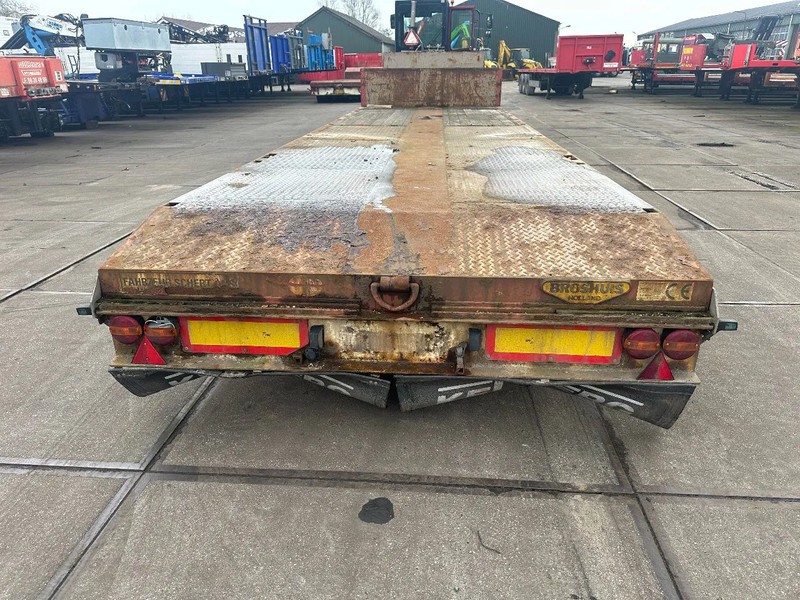 Broshuis 31N55A, EXTENDABLE, LAST AXLE STEERING - Poluprikolica s niskim utovarivačem: slika Broshuis 31N55A, EXTENDABLE, LAST AXLE STEERING - Poluprikolica s niskim utovarivačem Broshuis 31N55A, EXTENDABLE, LAST AXLE STEERING - Poluprikolica s niskim utovarivačem: slika Broshuis 31N55A, EXTENDABLE, LAST AXLE STEERING - Poluprikolica s niskim utovarivačem