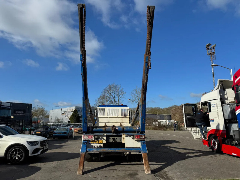 DAF CF 400 6X2 - EURO 6 + VDL P-18 + REMOTE + LIFT AXLE - Utovarivač s proklizavajućim upravljanjem: slika DAF CF 400 6X2 - EURO 6 + VDL P-18 + REMOTE + LIFT AXLE - Utovarivač s proklizavajućim upravljanjem DAF CF 400 6X2 - EURO 6 + VDL P-18 + REMOTE + LIFT AXLE - Utovarivač s proklizavajućim upravljanjem: slika DAF CF 400 6X2 - EURO 6 + VDL P-18 + REMOTE + LIFT AXLE - Utovarivač s proklizavajućim upravljanjem