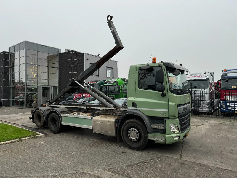 DAF CF 440 6X2 EURO 6 21T VDL HOOK - Kamion s kukastom dizalicom: slika DAF CF 440 6X2 EURO 6 21T VDL HOOK - Kamion s kukastom dizalicom DAF CF 440 6X2 EURO 6 21T VDL HOOK - Kamion s kukastom dizalicom: slika DAF CF 440 6X2 EURO 6 21T VDL HOOK - Kamion s kukastom dizalicom