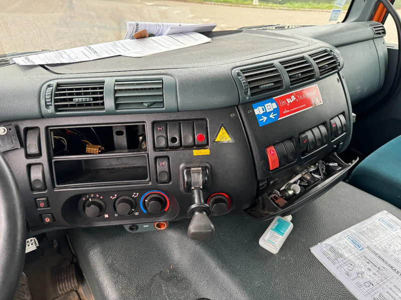 Kamion-šasija DAF CF 75.310 6X4 EURO 3 FULL STEEL MANUAL GEARBOX: slika Kamion-šasija DAF CF 75.310 6X4 EURO 3 FULL STEEL MANUAL GEARBOX
