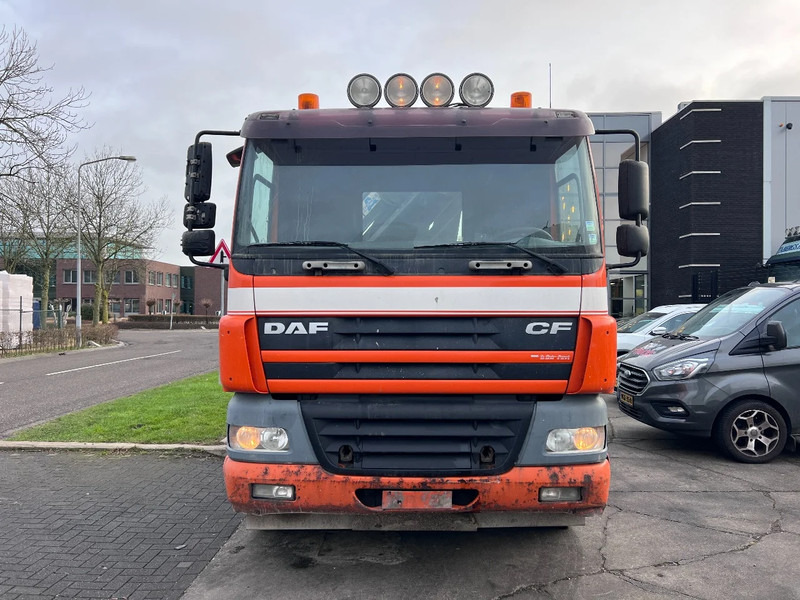 Kamion s kranom DAF CF 85.380 6X2 + MKG 141 A2 CRANE + 20 TON HOOKLIFT - EURO 3 - MANUAL GEAR - 10 TYRES: slika Kamion s kranom DAF CF 85.380 6X2 + MKG 141 A2 CRANE + 20 TON HOOKLIFT - EURO 3 - MANUAL GEAR - 10 TYRES
